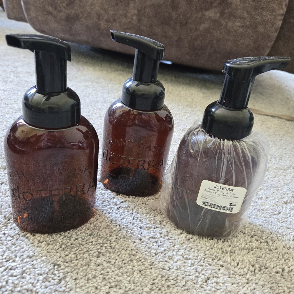 doTERRA Amber Soap Dispenser Set